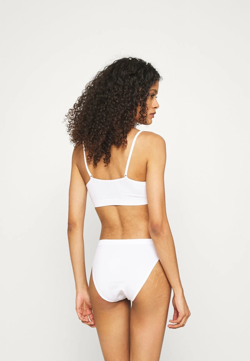 Anna Field 3 PACK SEAMLESS BRIEF - Braguitas - White, Mujer 5 Anna Field 3 PACK SEAMLESS BRIEF - Braguitas - White, Mujer - Imagen 3