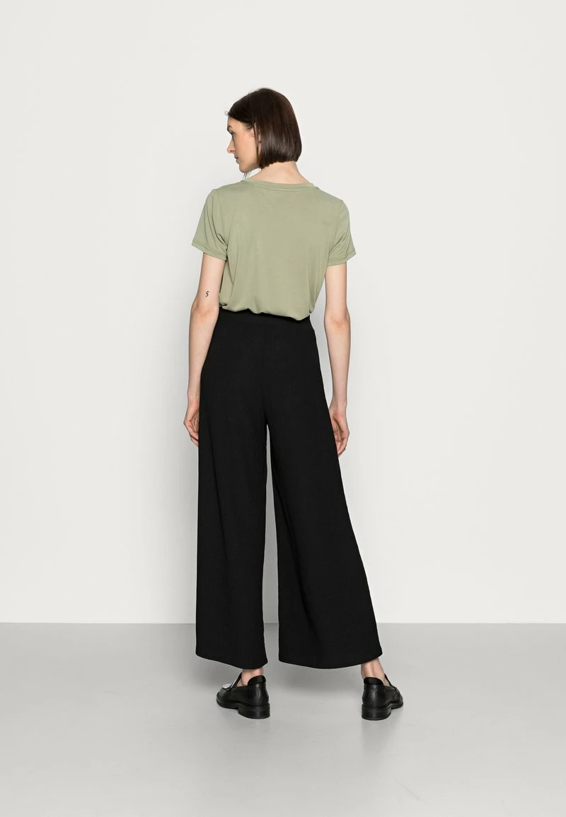 Anna Field TEXTURED LIGHTWEIGHT PALAZZO PANT - Pantalones - Black, Mujer 5 Anna Field TEXTURED LIGHTWEIGHT PALAZZO PANT - Pantalones - Black, Mujer - Imagen 3