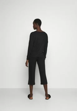 Anna Field SET - Pijama - Black, Mujer 10 Anna Field SET - Pijama - Black, Mujer -ANNA FIELD Ventas 743ae4c8901d4e29a9c7c861fa688d38