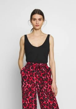 Anna Field Top - Black, Mujer