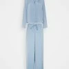 Anna Field HAMMERED SATIN PJ SET - Pijama - Blue Denim, Mujer -ANNA FIELD Ventas d2bb2bb8c456465eb035f1c052b7df5a