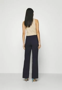 Anna Field FLARED BUSINESS TROUSERS - Pantalones - Dark Blue, Mujer -ANNA FIELD Ventas e5132eab8d6b4c3da48502ce3d0d445b